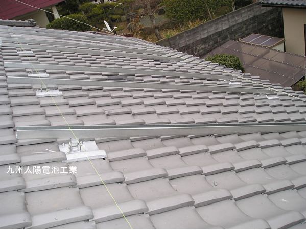 支持瓦施工手順08(太陽光発電施工手順)677